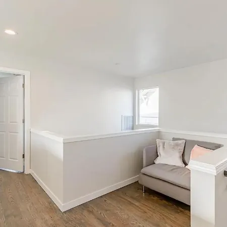 Luxurious 5 Bedroom Home With Ac And Ev Plug Seattle Extérieur photo