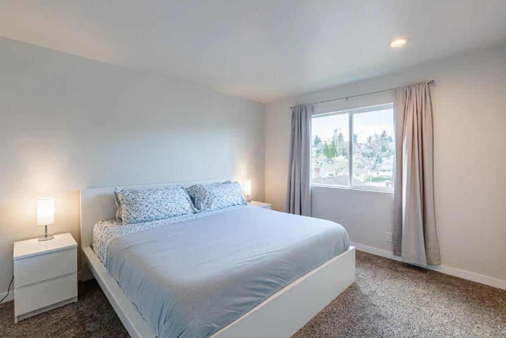 Luxurious 5 Bedroom With Ac And Ev Plug Hébergement de vacances Seattle
