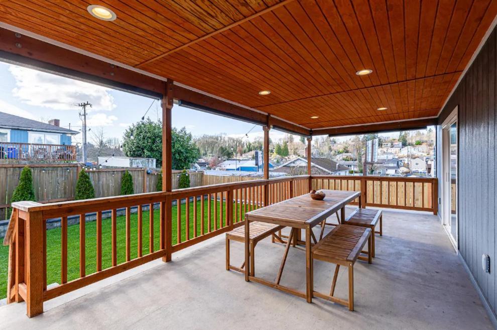 Luxurious 5 Bedroom With Ac And Ev Plug Hébergement de vacances